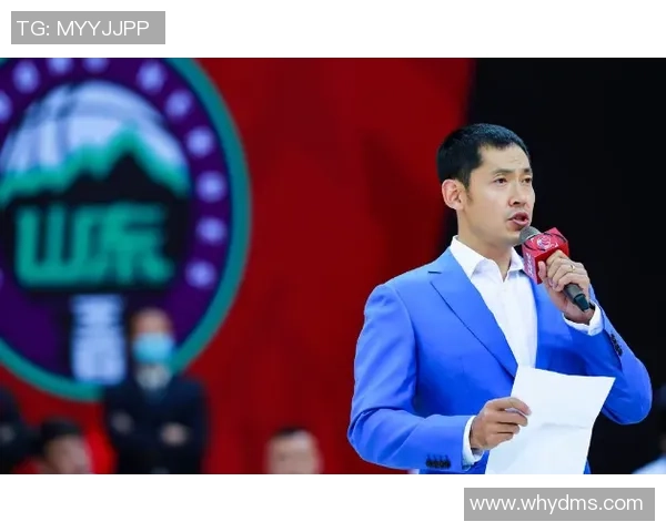 张庆鹏：从篮球场上的传奇到人生舞台的多重角色探寻